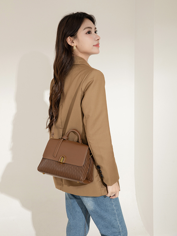 Womens Fashion Pleated Large Capacity Leather Satchel Handbag